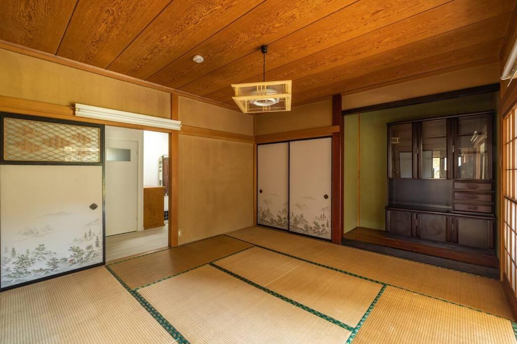 Forest House Apartment